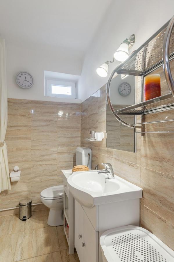 Brasov Centrul Vechi - 67Sqm - 2Min To Counsel Square Apartamento Exterior foto