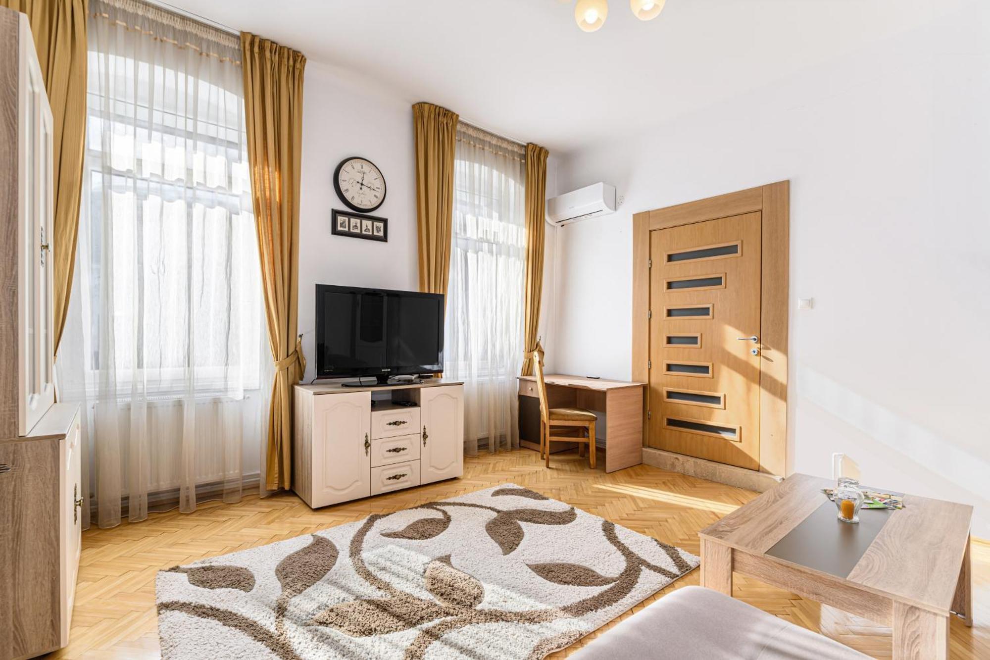 Brasov Centrul Vechi - 67Sqm - 2Min To Counsel Square Apartamento Exterior foto