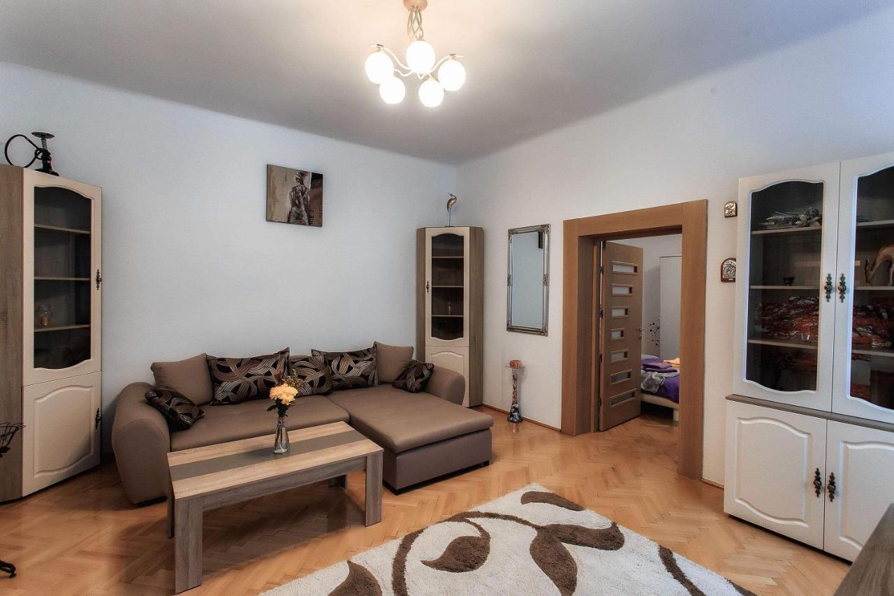 Brasov Centrul Vechi - 67Sqm - 2Min To Counsel Square Apartamento Exterior foto