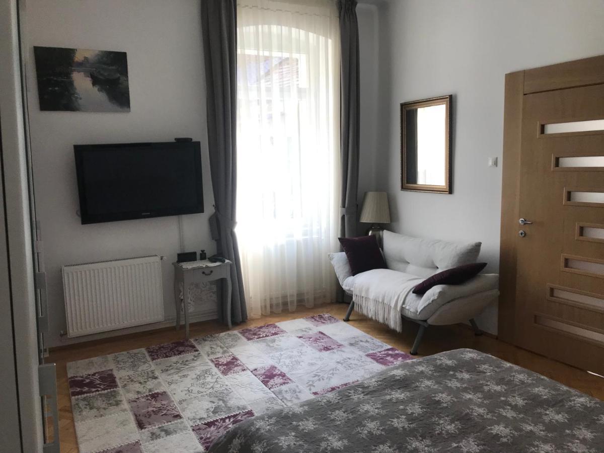 Brasov Centrul Vechi - 67Sqm - 2Min To Counsel Square Apartamento Exterior foto