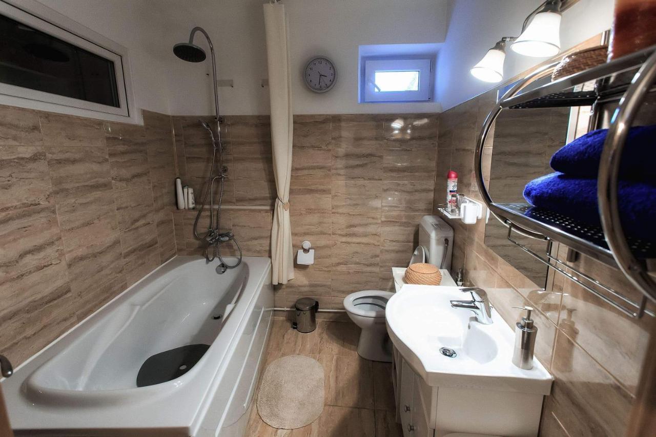 Brasov Centrul Vechi - 67Sqm - 2Min To Counsel Square Apartamento Exterior foto